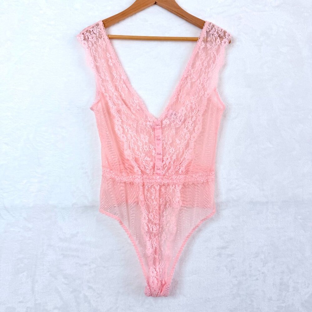 Victorias Secret Lingerie Women M Baby Pink Lace Sheer Thong Teddy Bodysuit